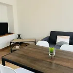 6 Pers à 15 Minutes D Angers *