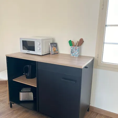 6 Pers A 15 Minutes D Angers アパート *