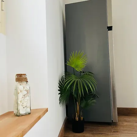 6 Pers A 15 Minutes D Angers アパート Corné